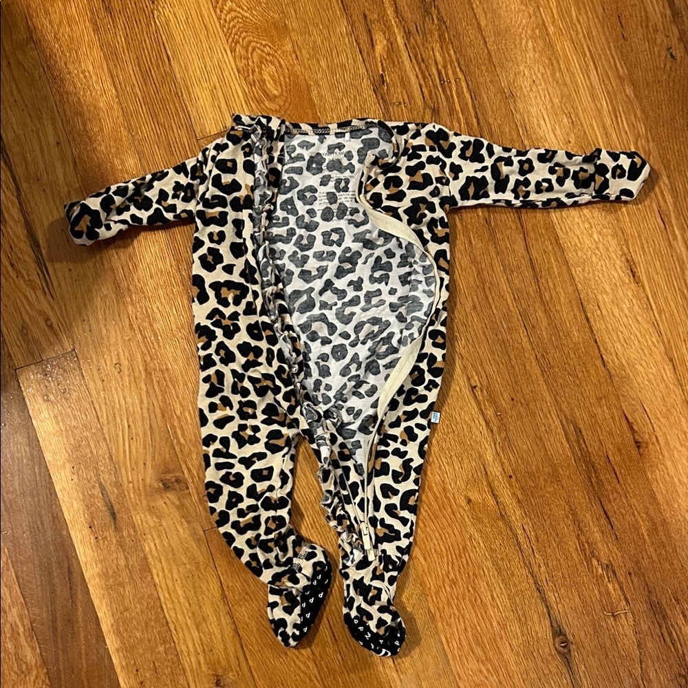 Chic Leopard Print Kids Footie